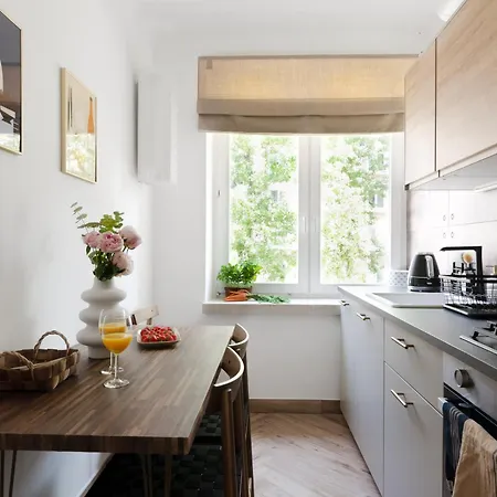 7heaven Dream * ワルシャワ