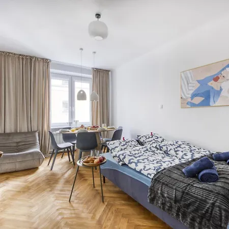 アパート 7heaven Dream ワルシャワ